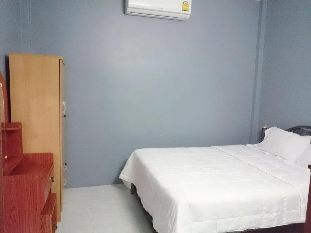 Pasak Holiday Six 2930 Пхукет Номер фото